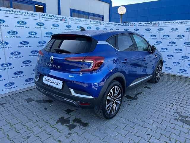 Renault Captur Plug-in Hybrid E-Tech 160 CV Initiale Paris