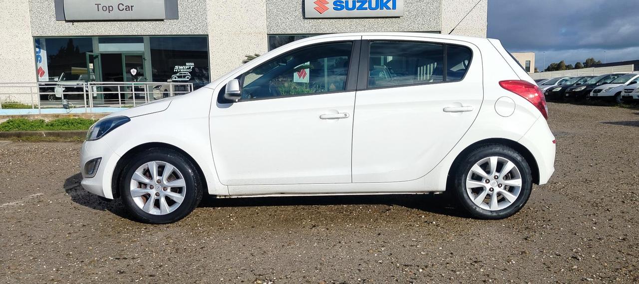 Hyundai i20 5 Porte i20 1.2 87 CV SOUND EDITON