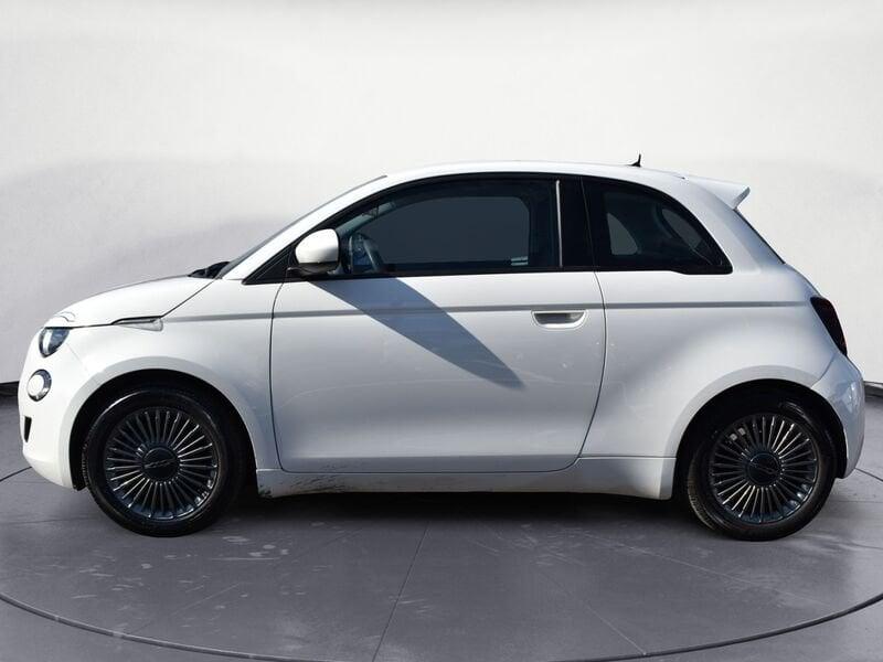 FIAT 500 500e Berlina 42 kWh Icon