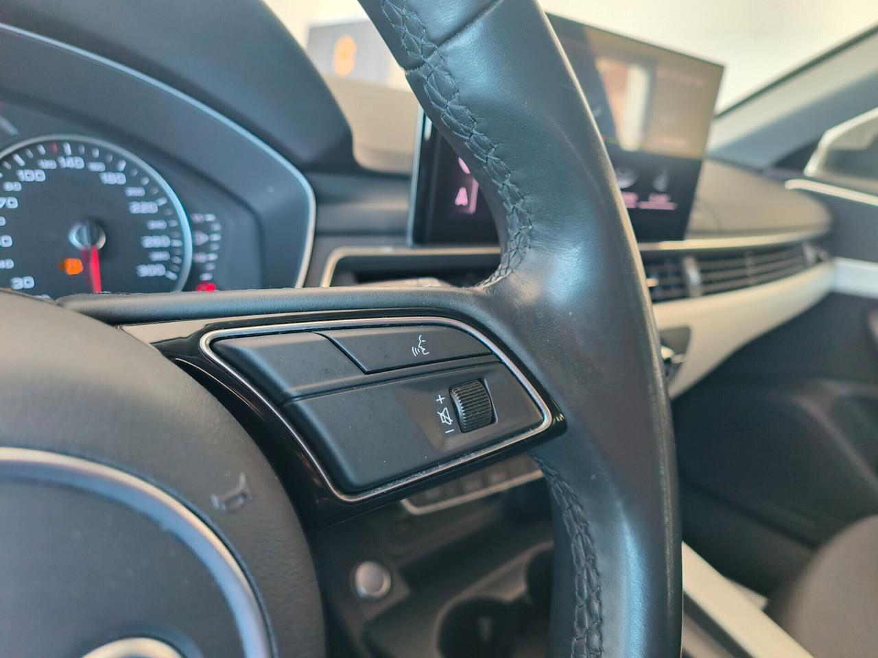 Audi A4 Avant 30 TDI/136 CV S tronic