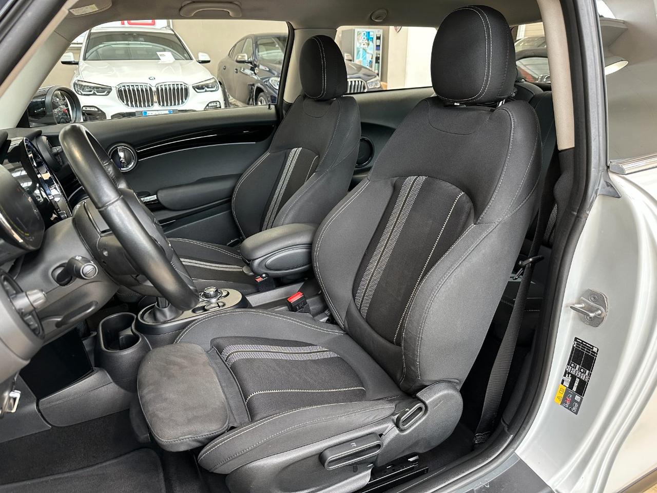 Mini 3 Porte Cooper SE Classic Full Electric-LED-17"-Keyless-ACC-Navi-Camera