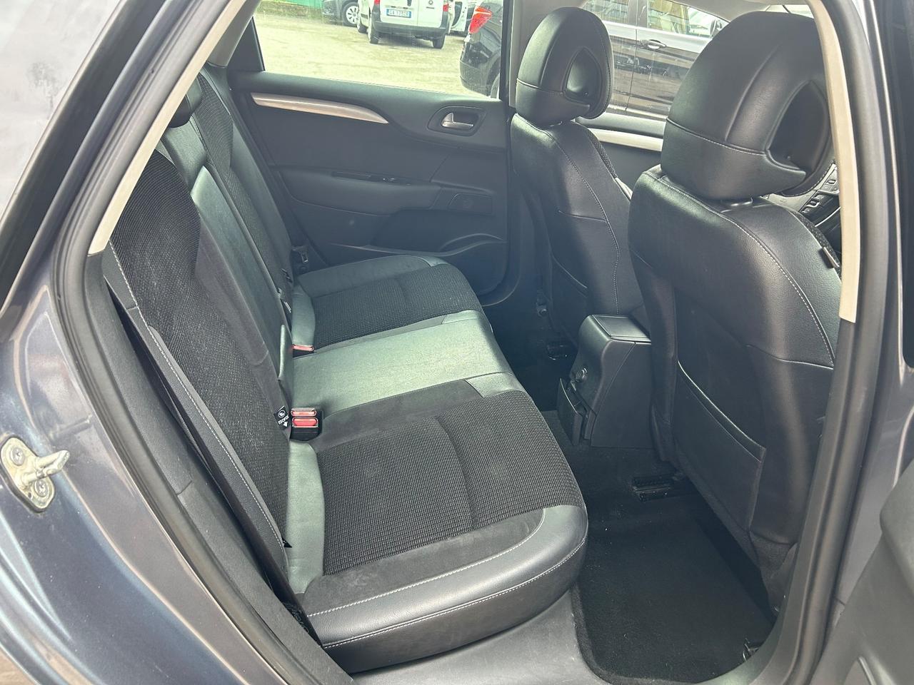 Citroen C4 1.6 e-HDi 110 airdream Exclusive Euro5