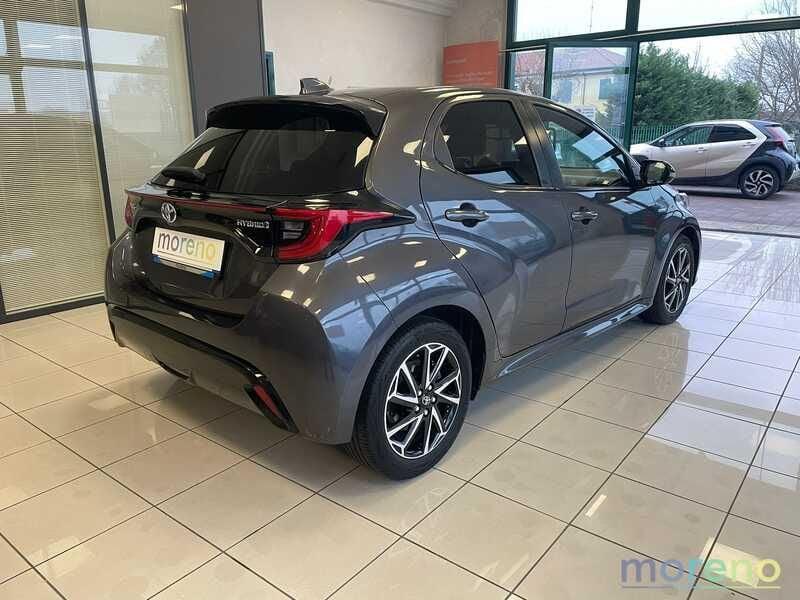 Toyota Yaris 1.5 hybrid Lounge