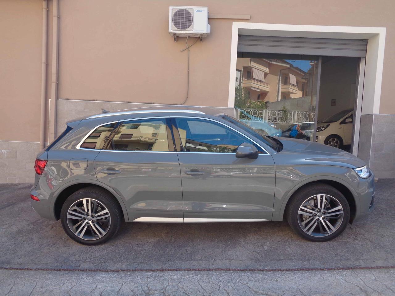 Audi Q5 40 2.0 TDI 190CV quattro S tronic Business (Finanziabile)