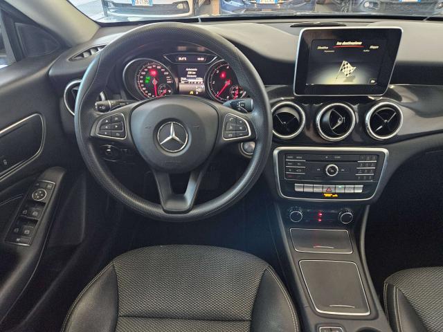 Mercedes-Benz CLA 180 Shooting Brake d Premium AUTOMATICO/NEOPATENTATO