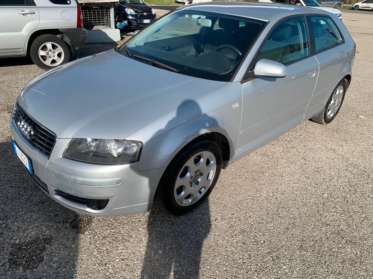 Audi A3 1.6 Attraction,Euro4, adatta a neopatentato, Unicopropietario