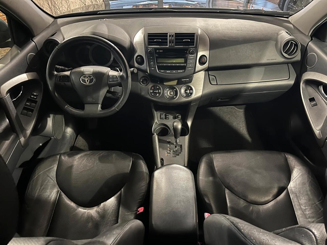 Toyota RAV 4 RAV4 2.0 MultidriveS Luxury