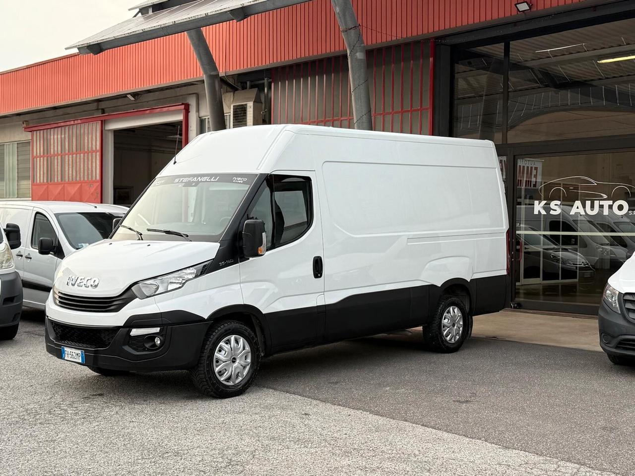 IVECO DAILY 2.3 MLJ 35-140 136CV 3 POSTI L3H2