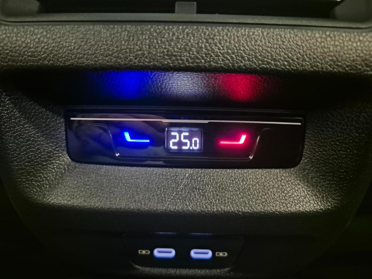 VOLKSWAGEN Tiguan 1.5 eTSI 150 CV ACT DSG Elegance N1 Autocarro