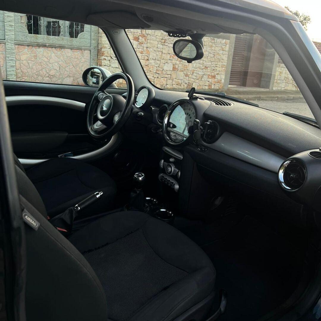 Mini Cooper 1.6 benzina 120cv