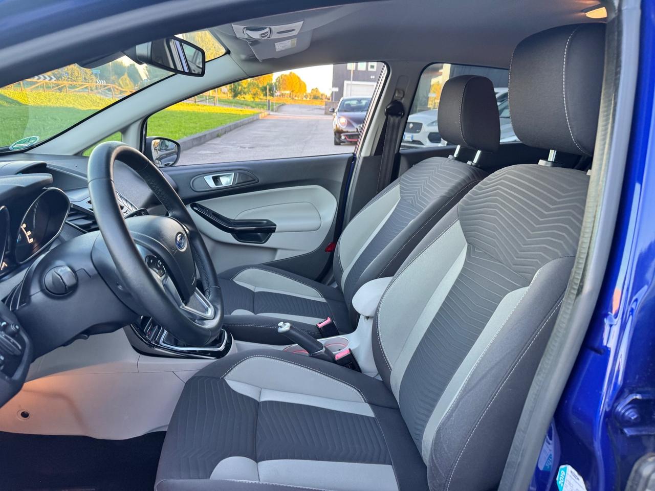 Ford Fiesta 1.2 60CV 5 porte Neopatentati