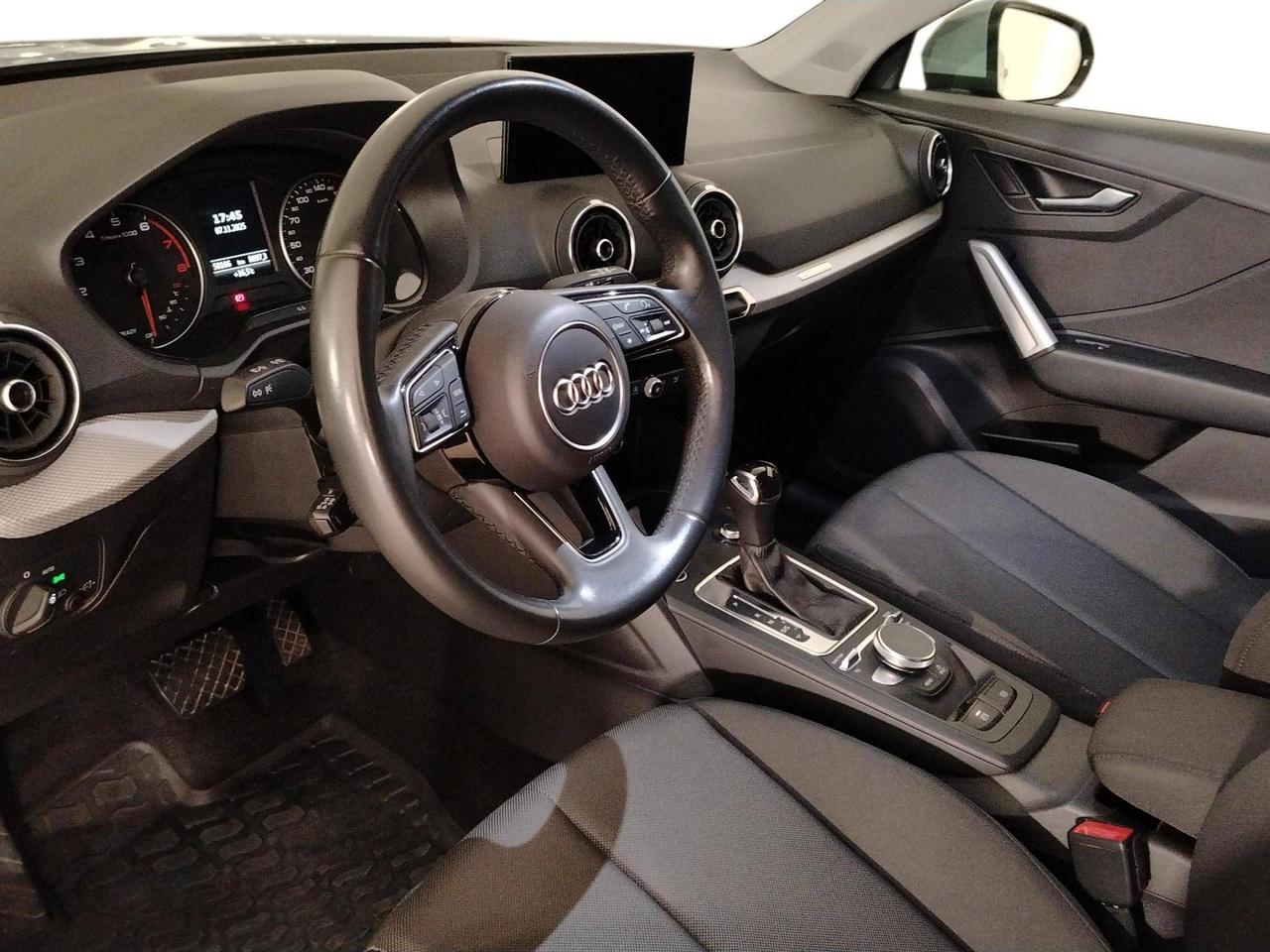 Audi Q2 35 1.5 tfsi Admired Advanced