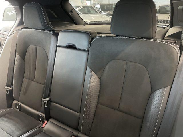 VOLVO XC40 2.0 D4 190 CV Geartronic R-design