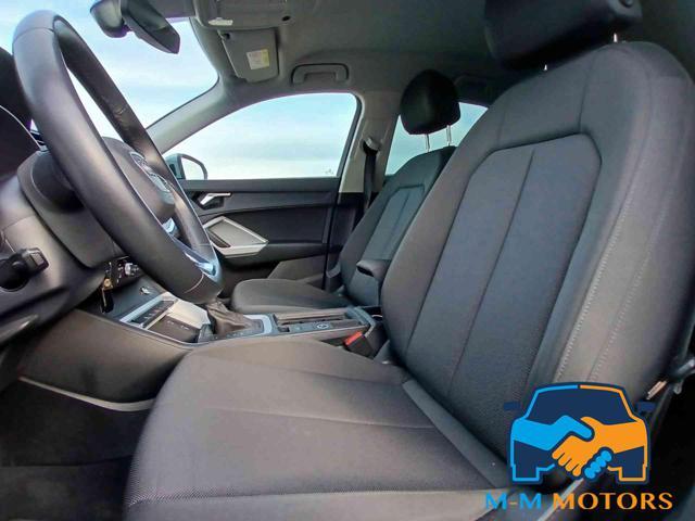 AUDI Q3 35 TFSI S tronic Business
