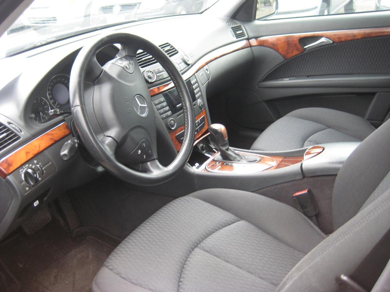 Mercedes-benz E 270 E 320 CDI cat EVO Elegance