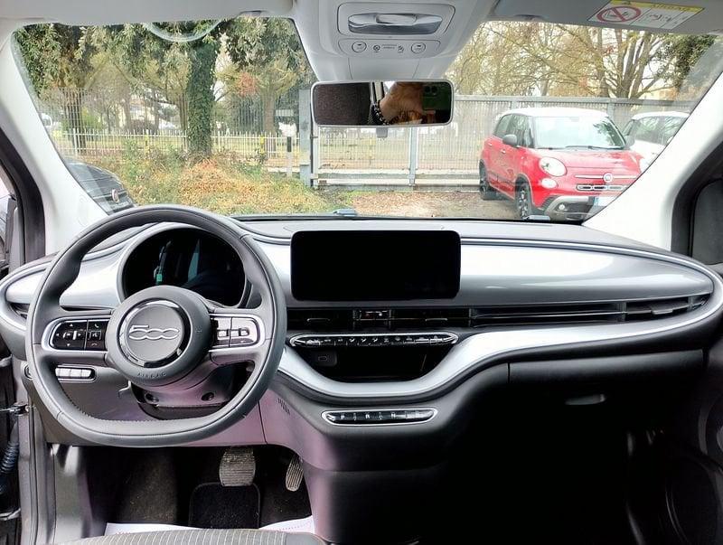 FIAT 500 500e Berlina 42 kWh Icon