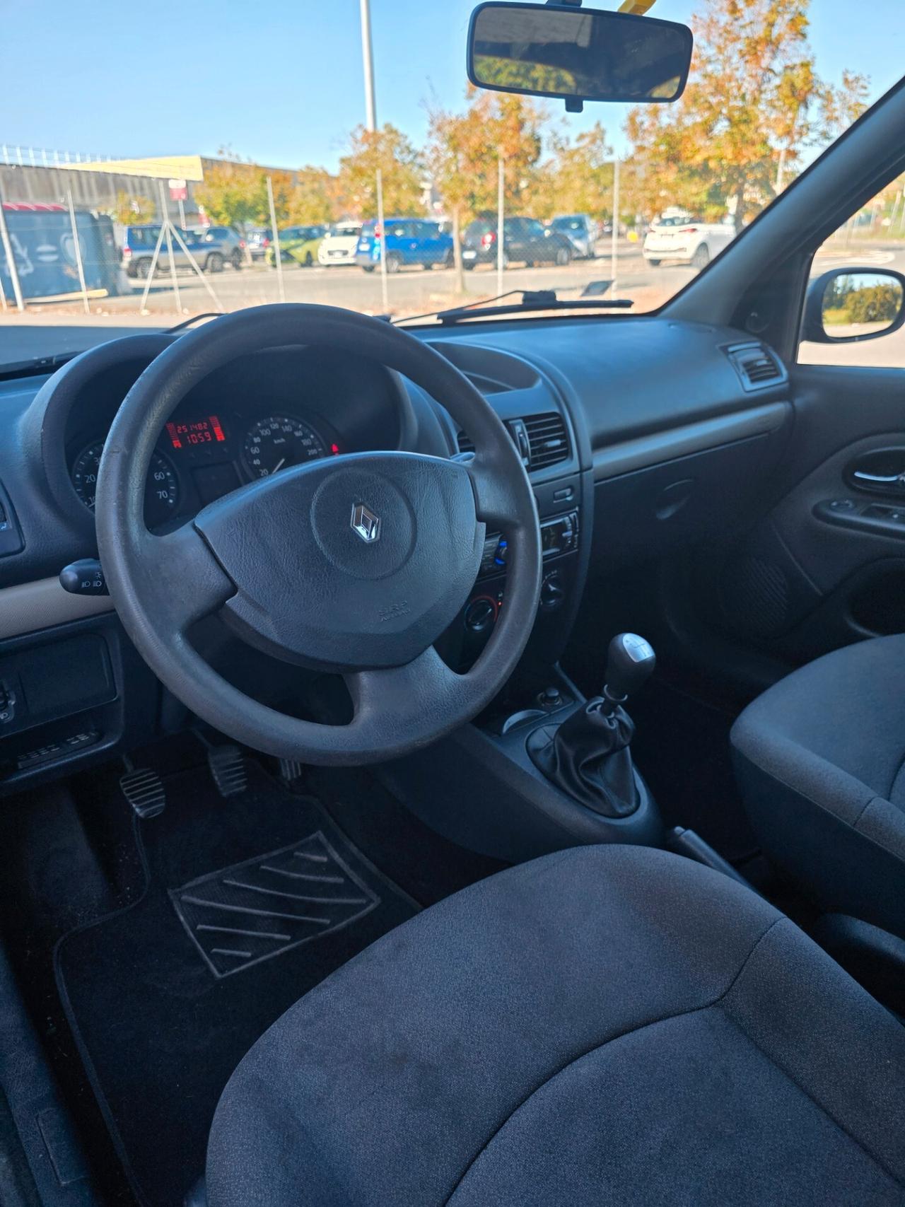 Renault Clio 1.2 cat 3 porte Confort Authentique