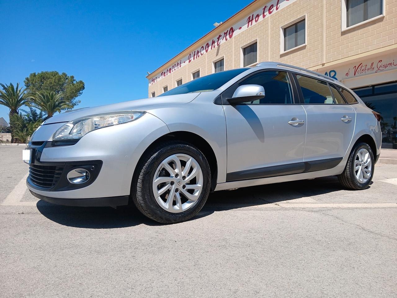 RENAULT MEGANE 1.5 110 CV