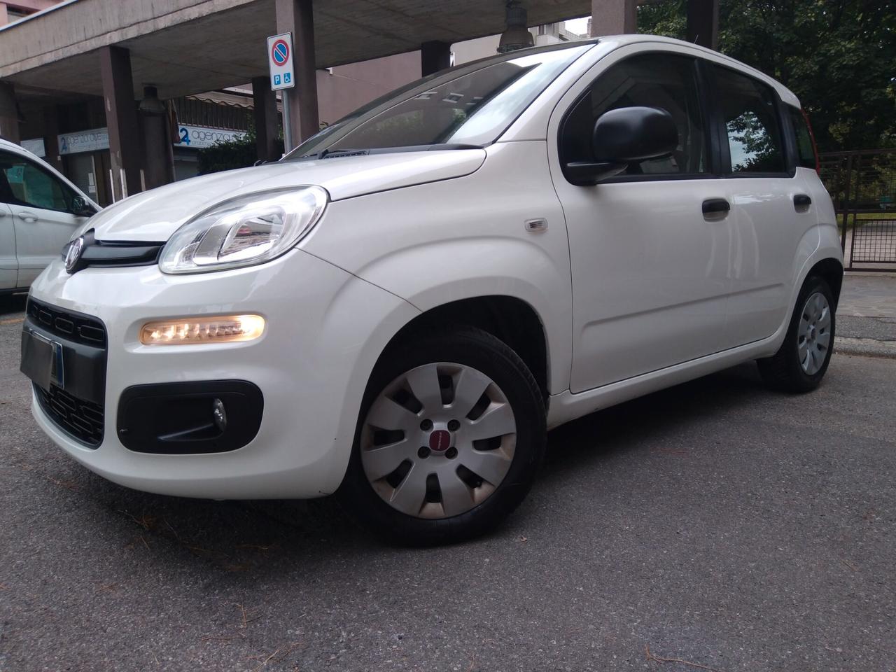 Fiat Panda 1.2 69cv Easy euro6 x neopatentati