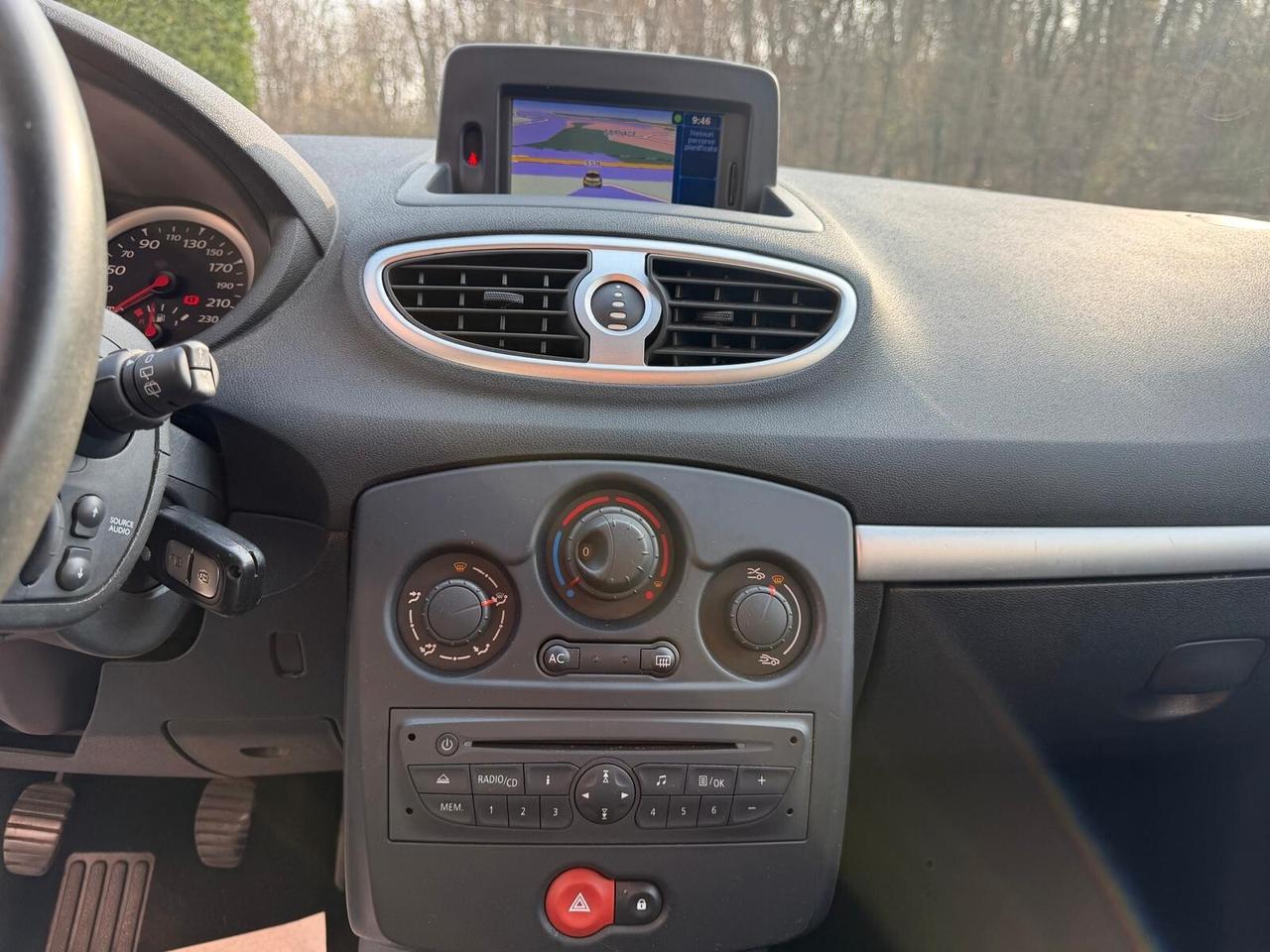 Renault Clio 1.2 16V 3 porte Confort