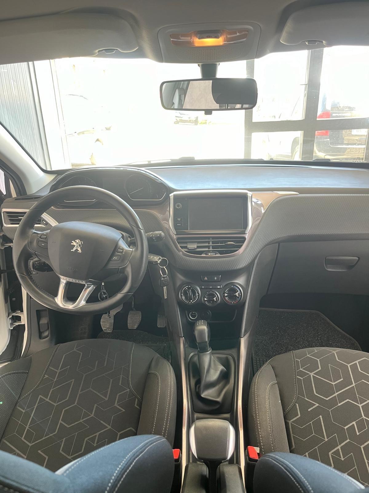 Peugeot 2008 1.6 HDi 92 CV Diesel