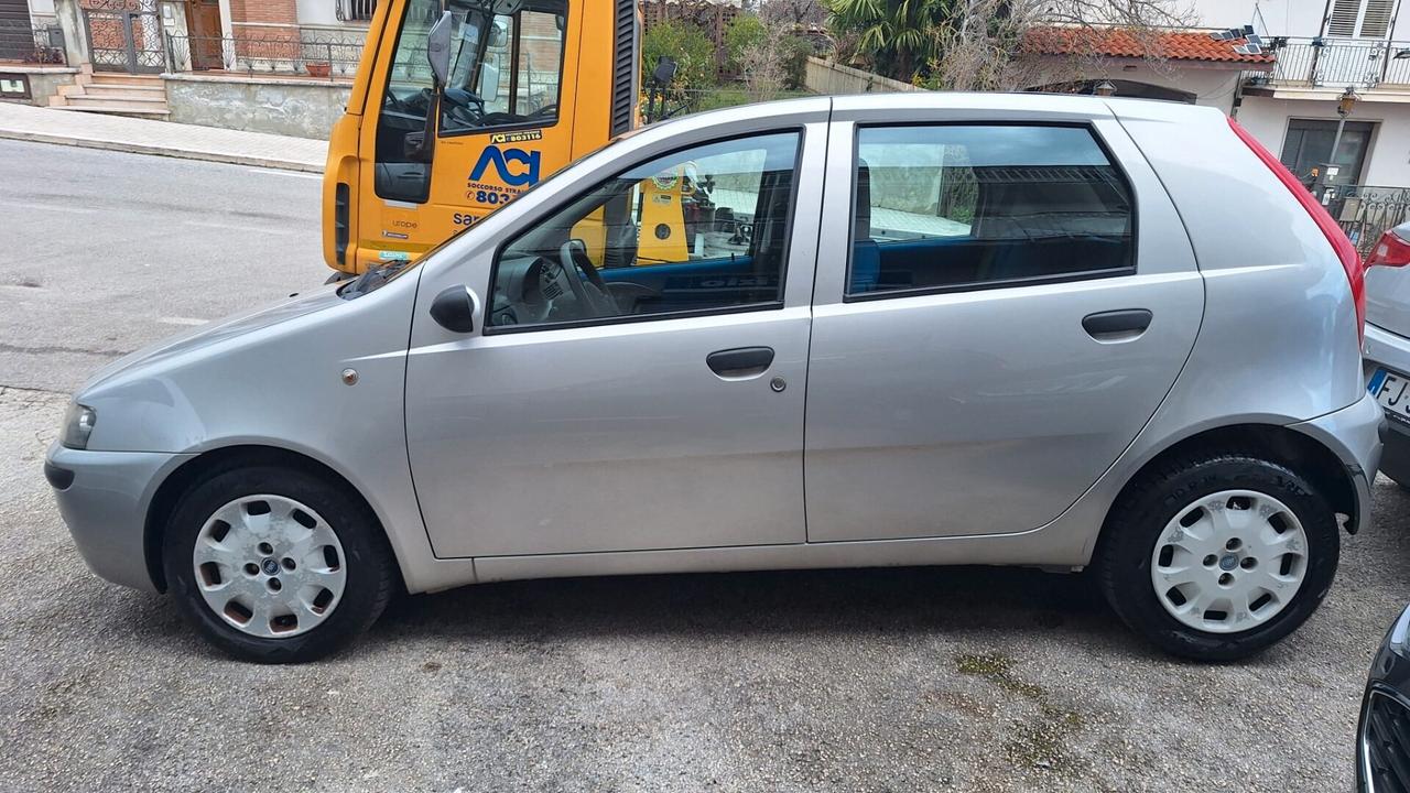 Fiat Punto 1.2 5 porte Active