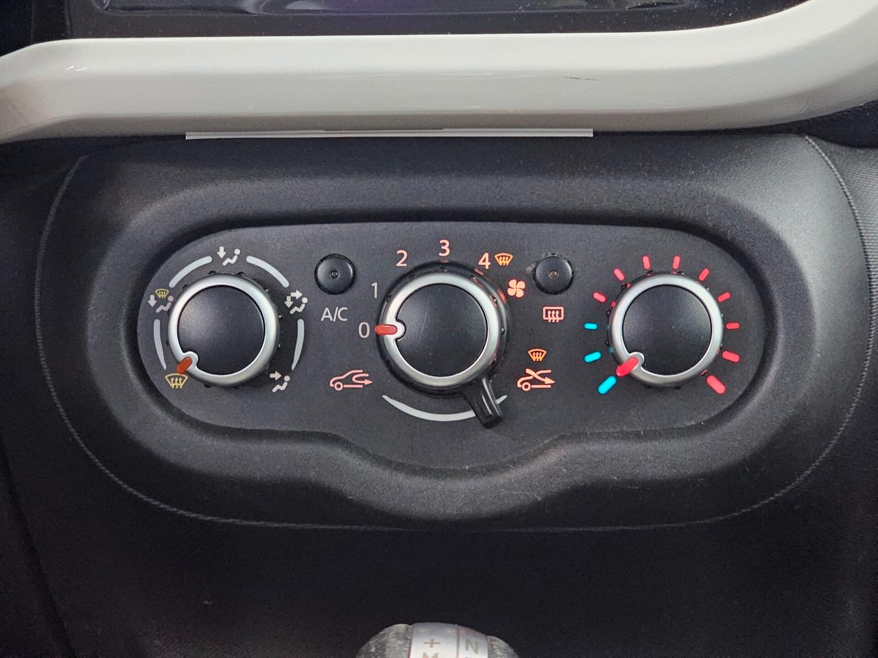 Renault Twingo TCe 95 CV EDC Duel2