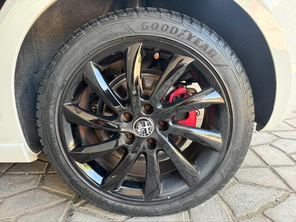 Alfa Romeo Giulietta 1.4 Turbo 120 CV GPL Distinctive