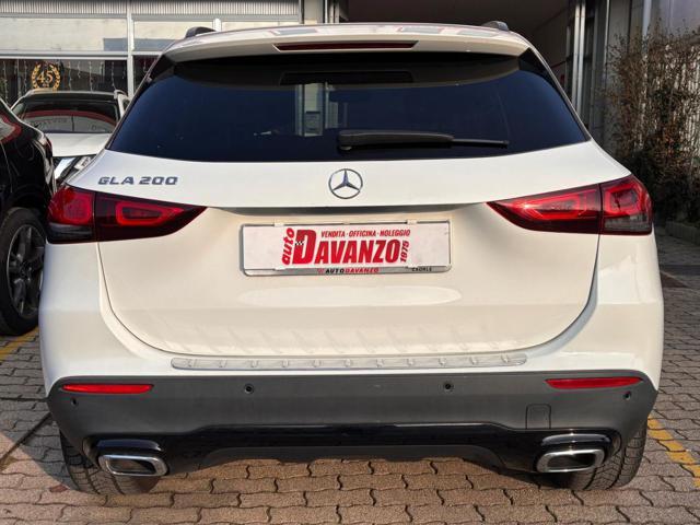 MERCEDES-BENZ GLA 200 Automatic SPORT