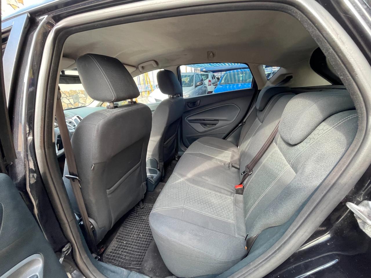 Ford Fiesta 1.4 TDCi 68CV 5 porte Titanium