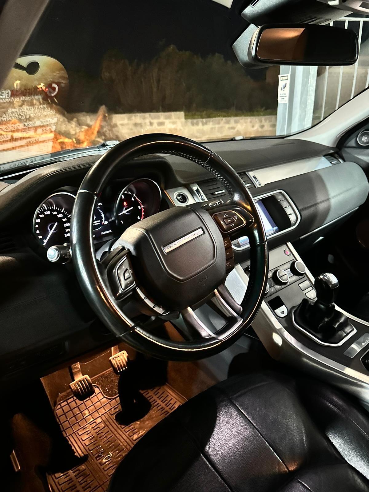 Land Rover Range Evoque 2.0 TD4 180 CV 5p. SE Dynamic