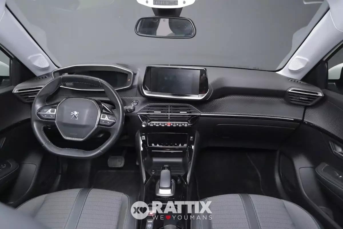 Peugeot e-208 motore elettrico 100kW Allure