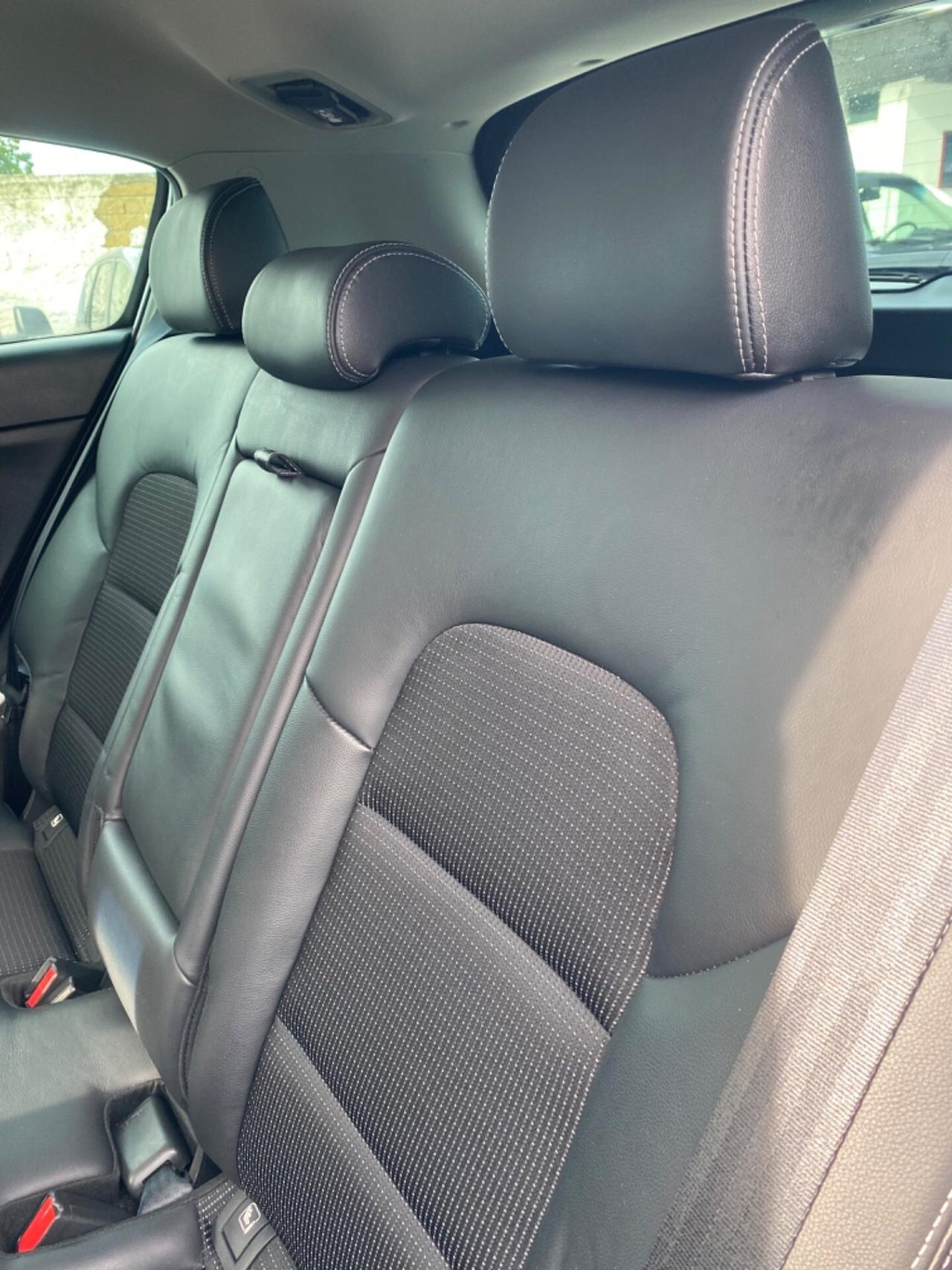 Kia Sportage 1.7 CRDI 2016 Full Navi Led