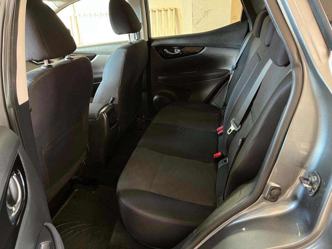 Nissan Qashqai 1.5 dCi N-Connecta