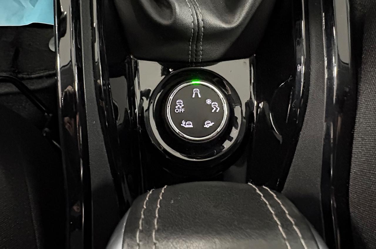 Peugeot 2008 allure 1.2 benzina 110cv 2019 km78000