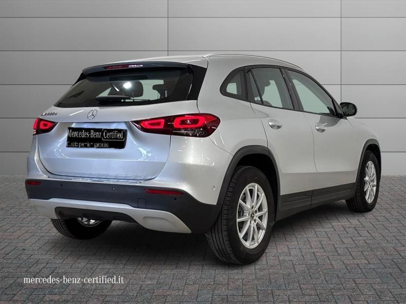 Mercedes GLA 200 200 D Business Extra 8G-DCT