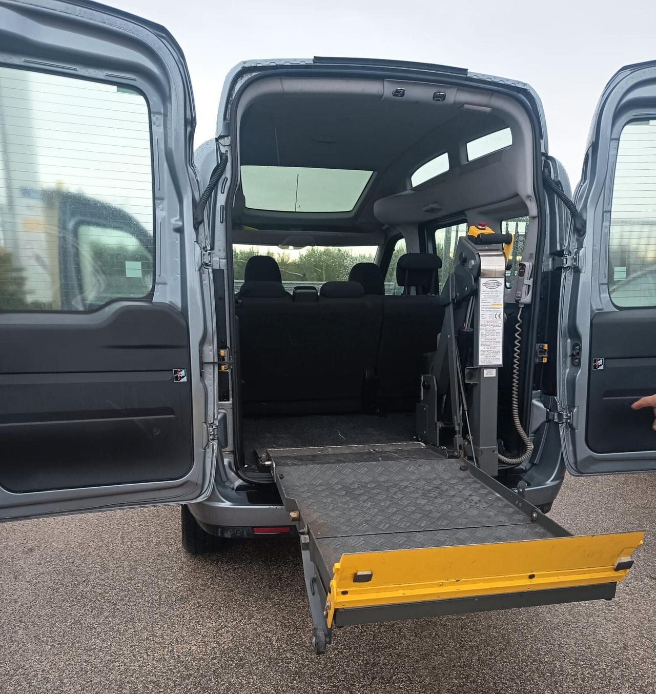 Fiat Doblo Trasporto Disabili