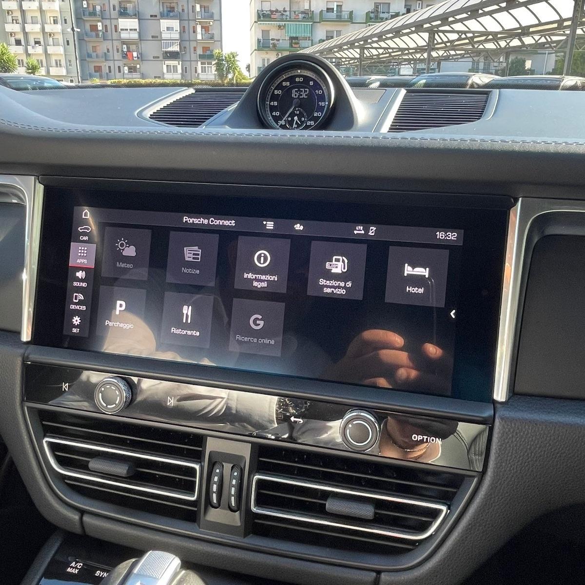 PORSCHE - Macan - 2.0 T