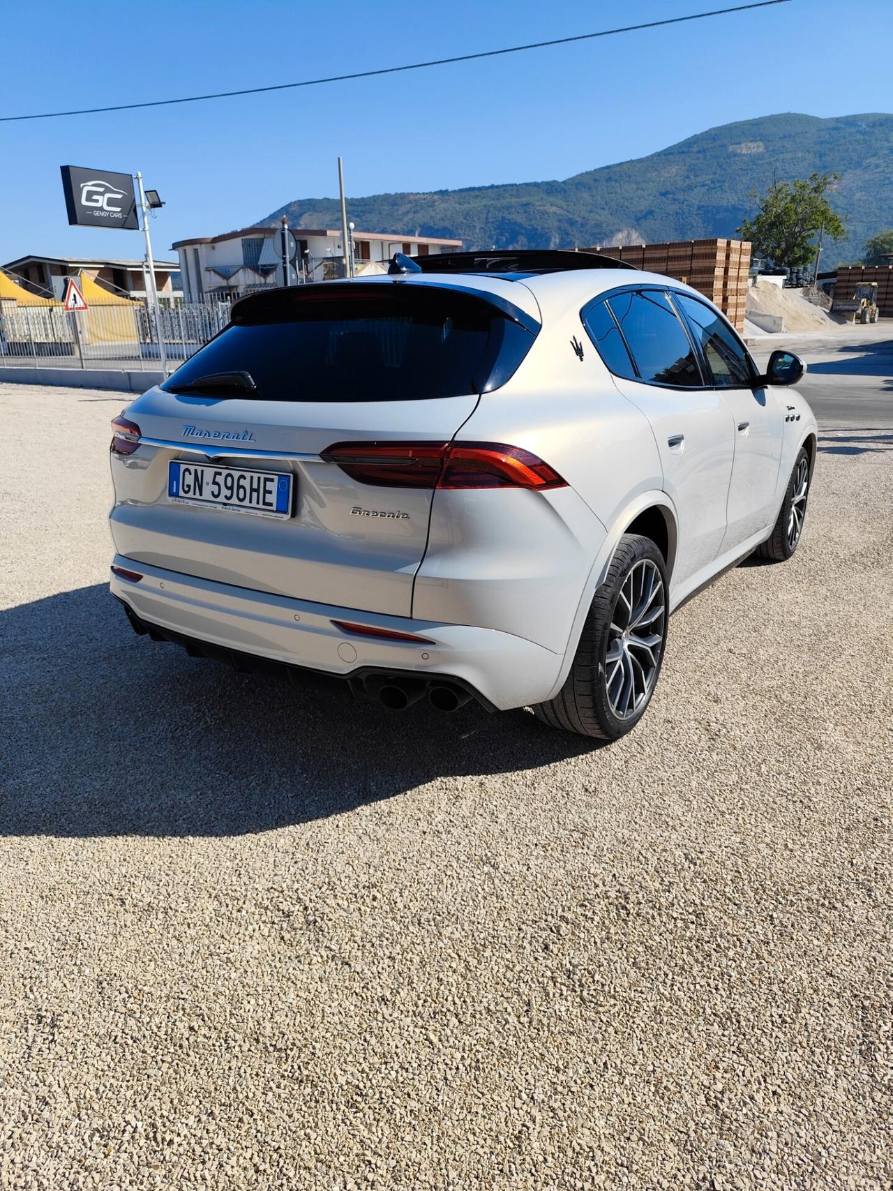 Maserati Grecale MHEV 330 CV AWD Modena
