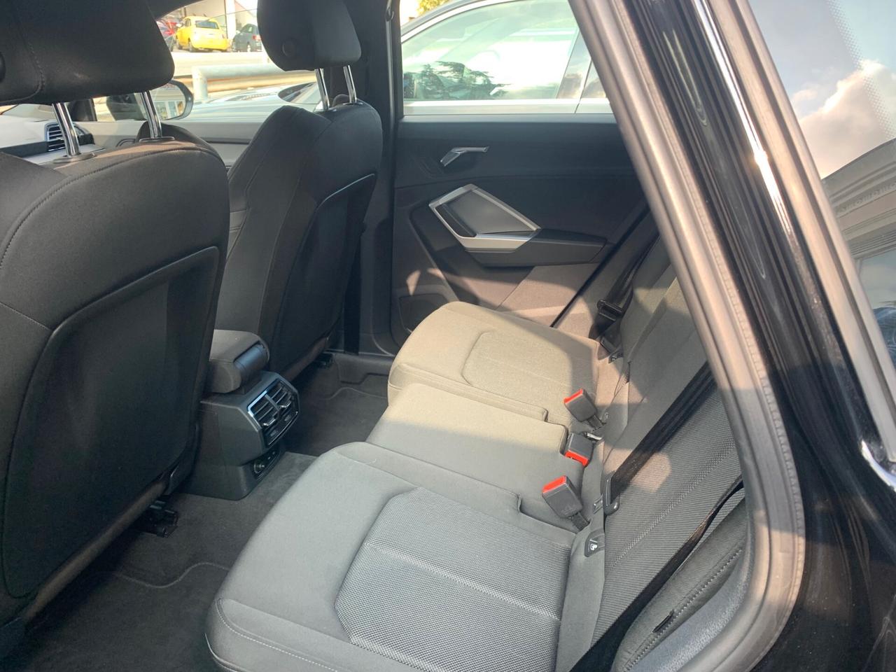 Audi Q3 35 TDI quattro S tronic line edition