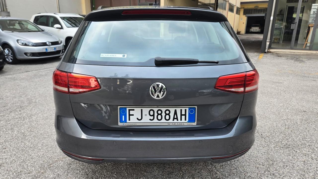 Volkswagen Passat Variant 1.6 TDI SCR DSG Business BMT