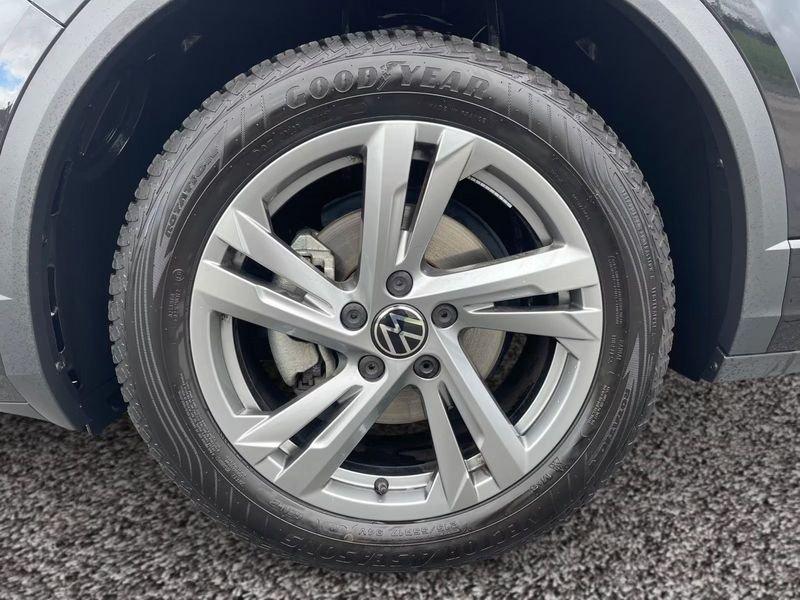 Volkswagen T-Roc 1.5 TSI ACT R-Line DSG NAVI ACC CAMERA