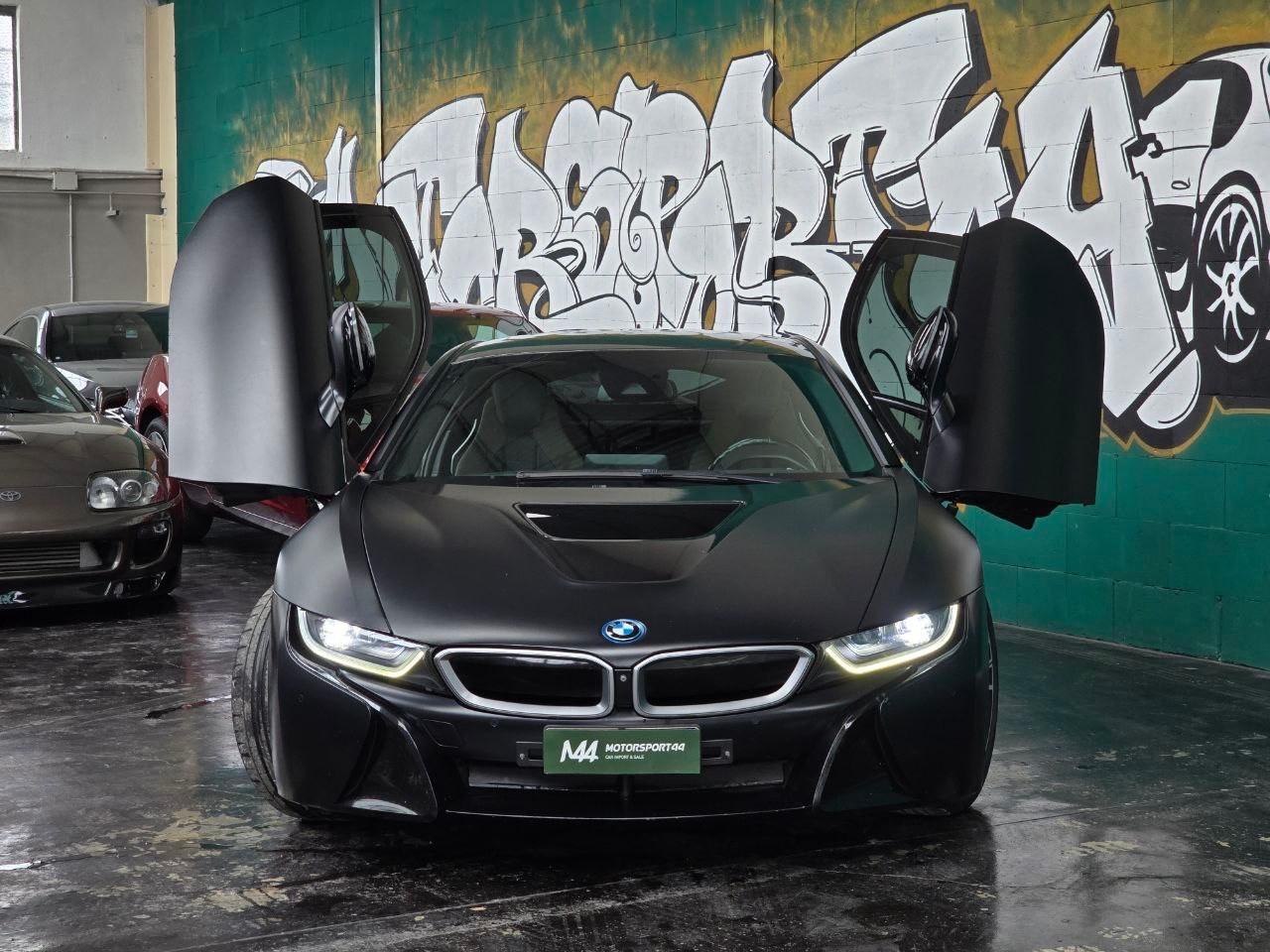 BMW i8 Protonic Frozen Black Edition