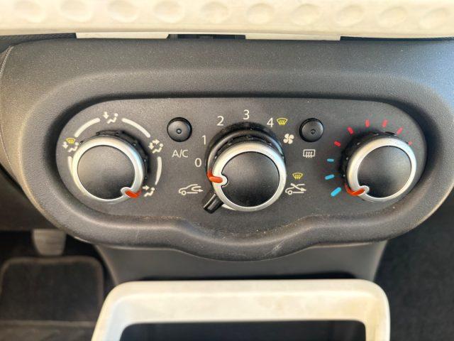RENAULT Twingo SCe Zen OK NEOPATENTATI EURO 6 IN PRONTA CONSEGNA