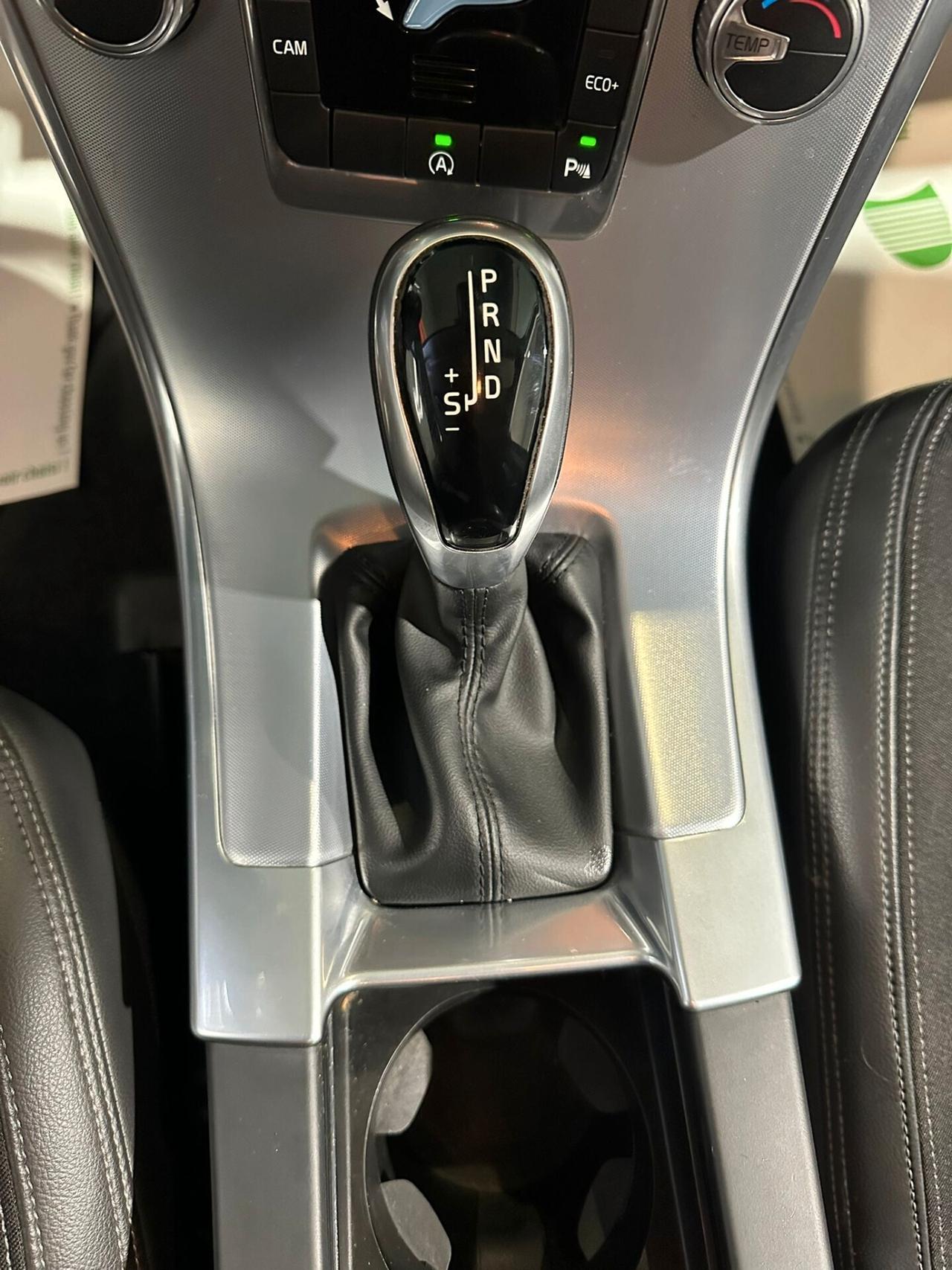 Volvo XC60 D4 Geartronic Business 2WD