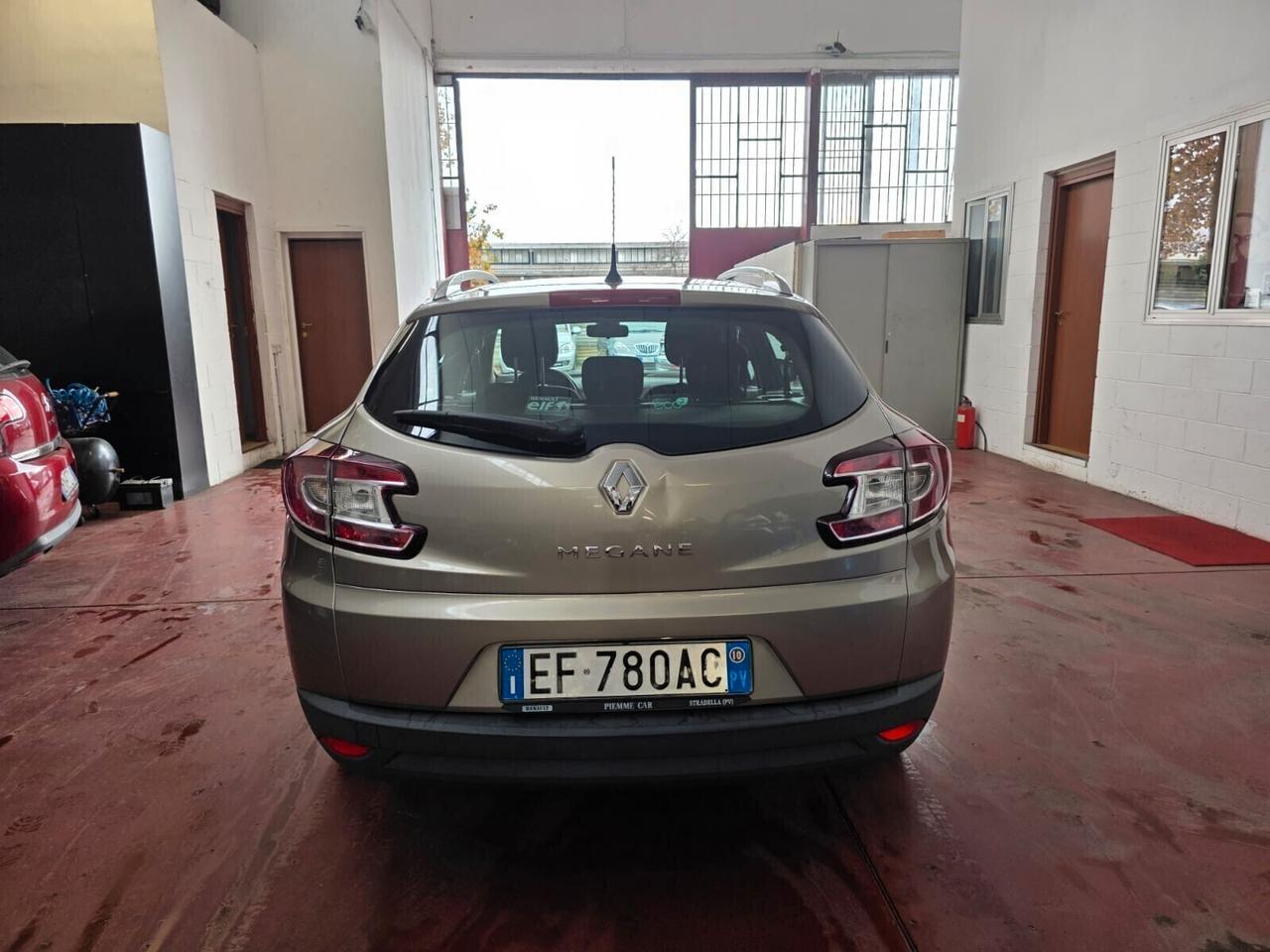 Renault Megane Mégane 1.5 dCi 110CV SporTour GT Line neopat