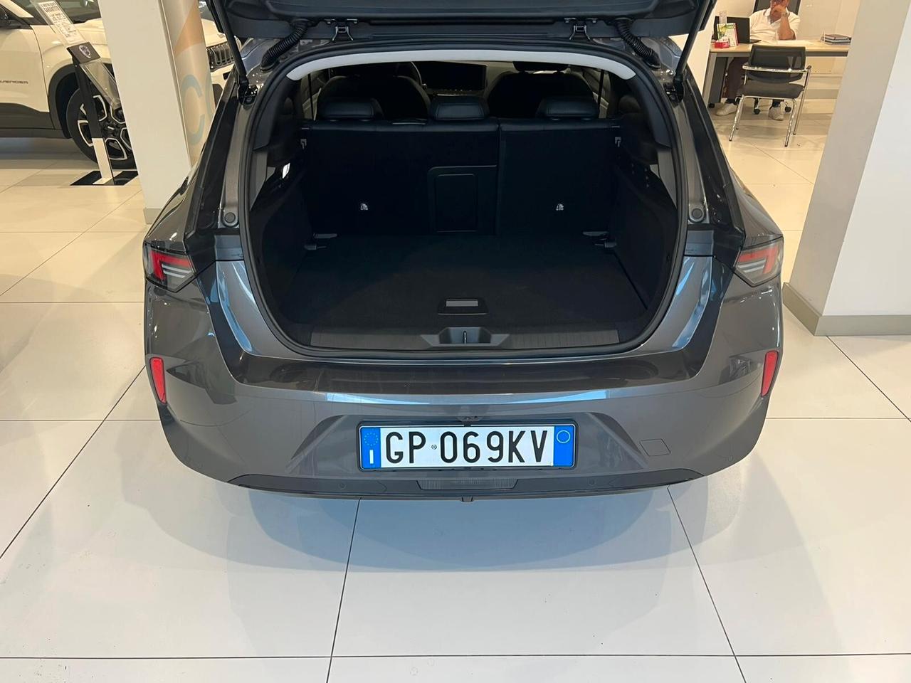 Opel Astra 1.2 Turbo 130 CV Business Elegance