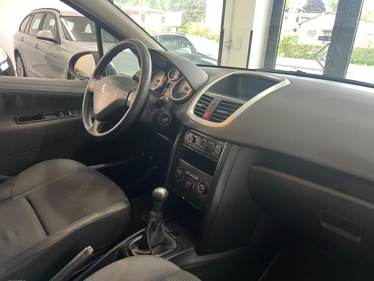 Peugeot 207 1.4 8V 75CV 5p.ECO GPL 120000KM