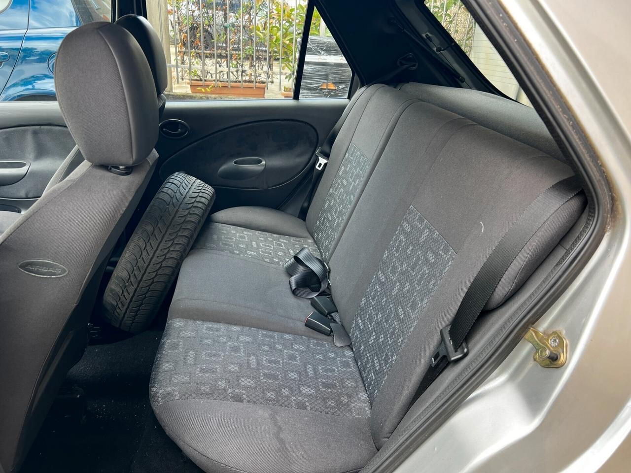 Ford Fiesta 1.2 16V 5p.euro 4 adatta a neopatentati