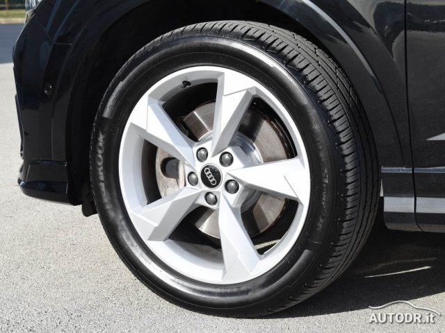 AUDI Q3 SPB 45 TFSIe S-Tronic S-Line LED, Navi, Cerchi 19"